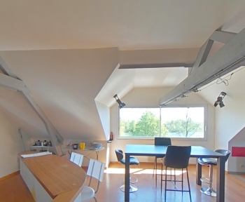 Location Appartement meublé 4 pièces Saint-Cyr-sur-Loire (37540) - Maisons Blanches